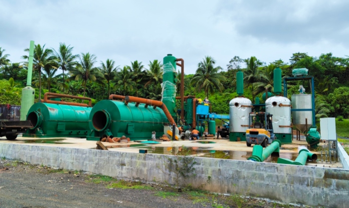 東盈塑料裂解設(shè)備